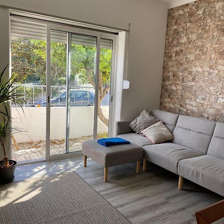 Casa Em Charneca De Caparica别墅 外观 照片